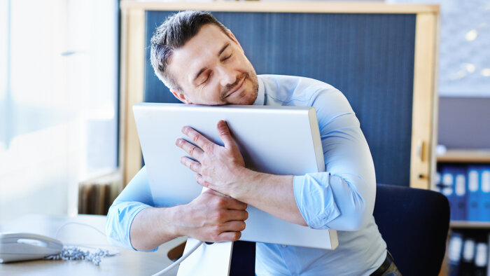Les salariés ressentent-ils moins la nécessité de s’approprier leur bureau post-Covid ? - © Getty Images/iStockphoto annebaek