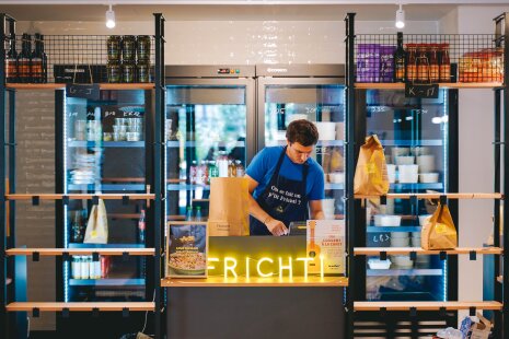 Frichti Cafet&amp;#039; Factory Clichy - ©&amp;#160;Frichti at Work