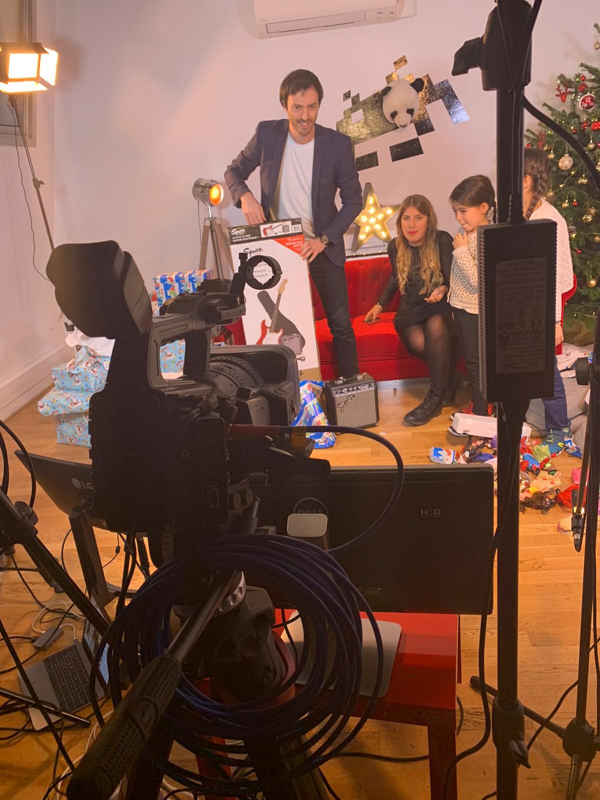 Les 4 opérations sur les jouets de Noël ont attiré entre 9000 et 15 000 personnes.  - © Carrefour