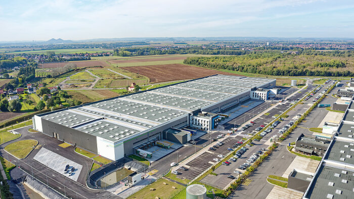 Prologis vient de livrer un entrepôt à Douvrin à Simastock pour son client Atlantic. - © D.R.