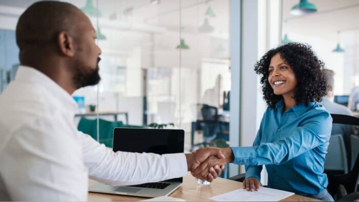 Recrutement, fidélisation et salaires : les priorités RH 2023 dans un marché du travail en évolution - © D.R.