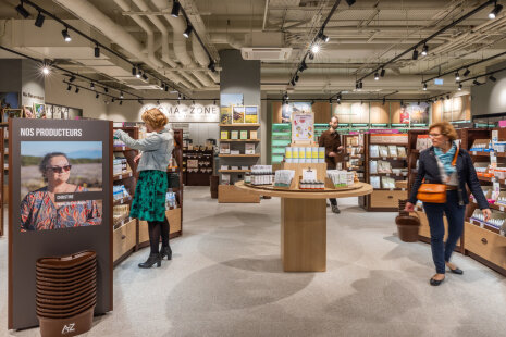 Boutique Aroma Zone - Paris CNIT - ©&amp;#160;Aroma Zone