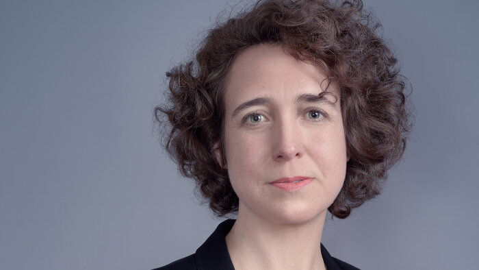 Estelle Ardouin, directrice de la communication interne et institutionnelle d’Allianz France - © www.arlency.com