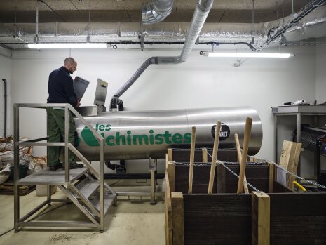 Un potager, une houblonnière et une micro-brasserie alimentent les bars et restaurants de l&amp;#039;immeuble - ©&amp;#160;Salem Mostefaoui pour PCA-Stream