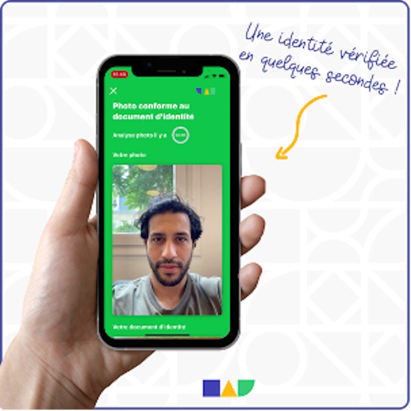 Izicheck : le selfie est comparé aux papiers d’identité téléchargés.  - © Iziwork