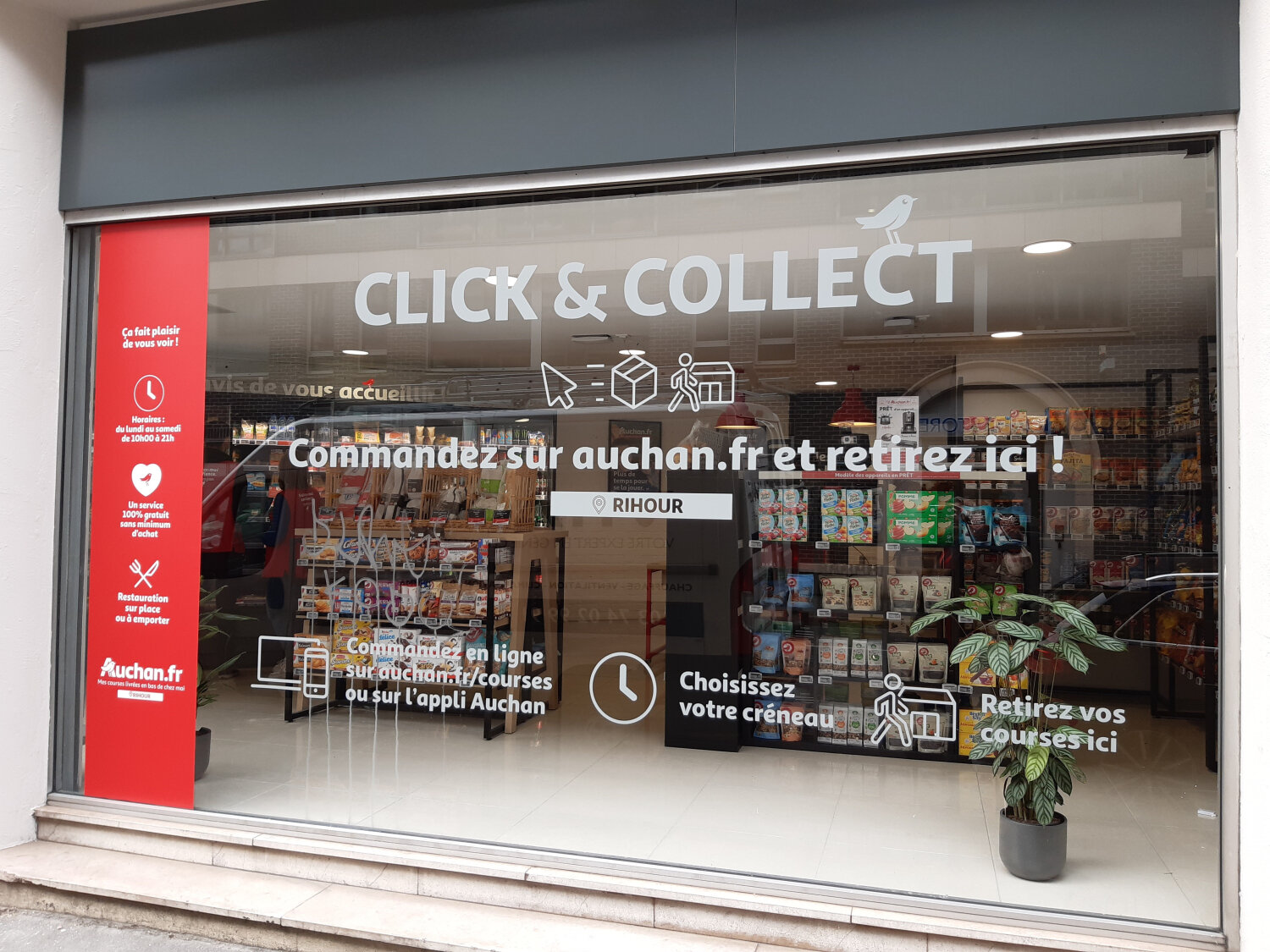 Le clik &amp; collect devient un must have dans les magasins. - © Auchan