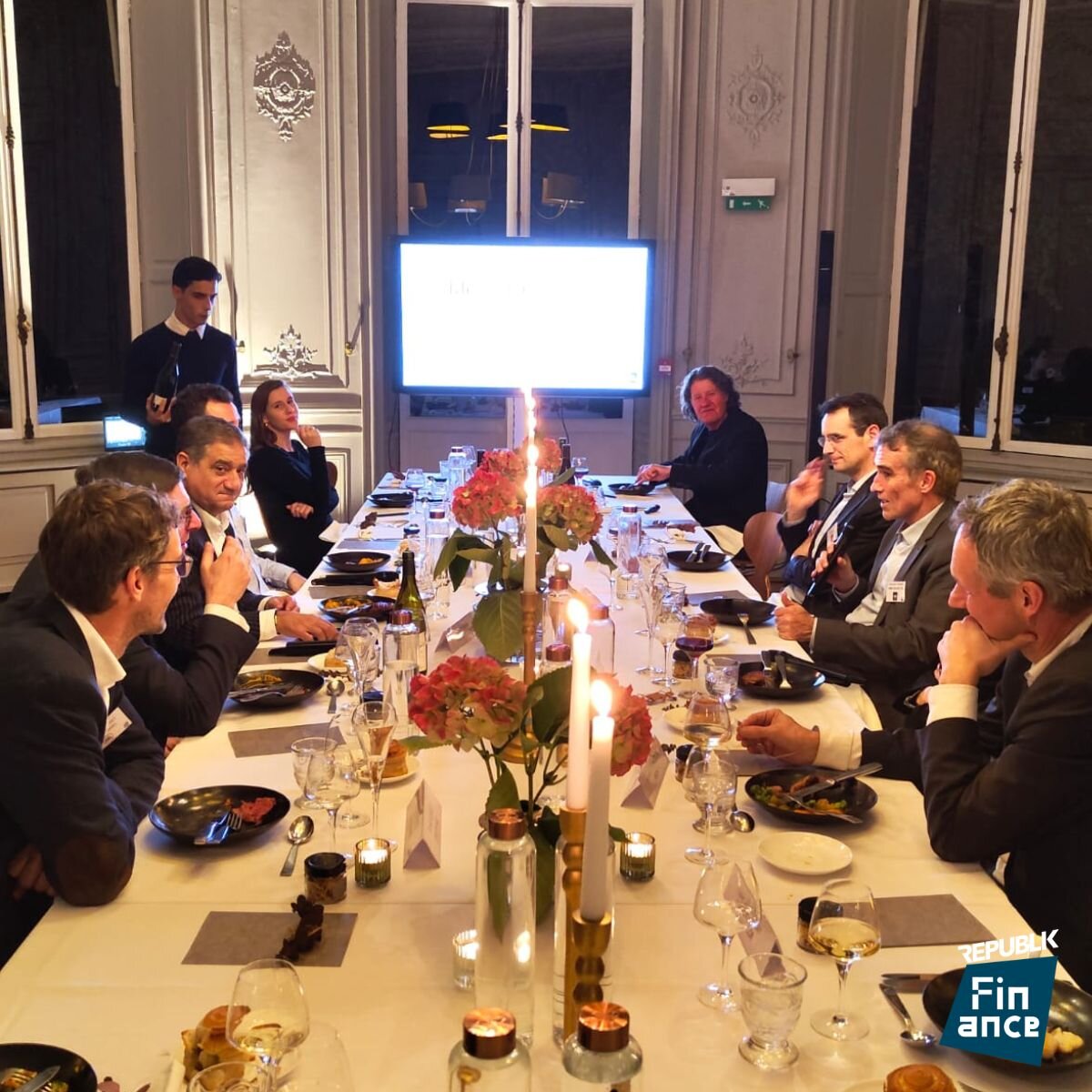 Le club de lancement - © Republik