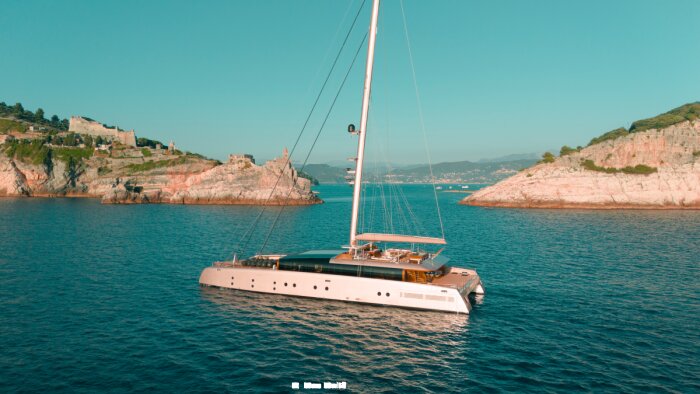 Un bateau-musée, le plus grand catamaran du monde, sillonnera la Méditerranée pendant deux ans - © Max Malth