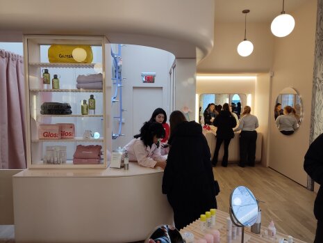 Glossier Brooklyn - ©&amp;#160;Républik Retail