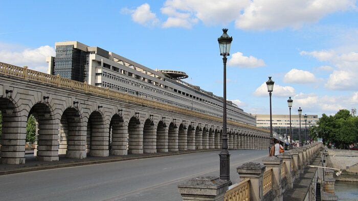 Bercy abrite les bureaux de la DIE, chargée de transformer l’immobilier public. - © D.R.