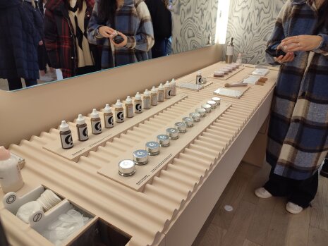 Glossier Brooklyn - ©&amp;#160;Républik Retail