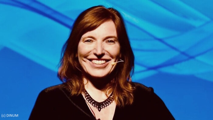 Cornélia Findeisen est cheffe du département « RH de la filière numérique de l’État » à la DINUM.  - © DINUM