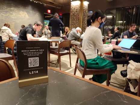 Starbucks Reserve - ©&amp;#160;Républik Retail