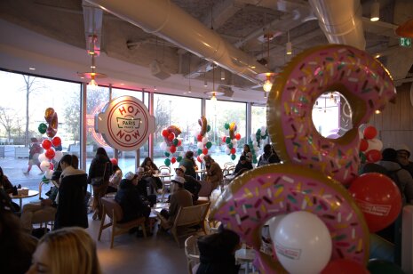 Krispy Kreme - ©&amp;#160;D.R.