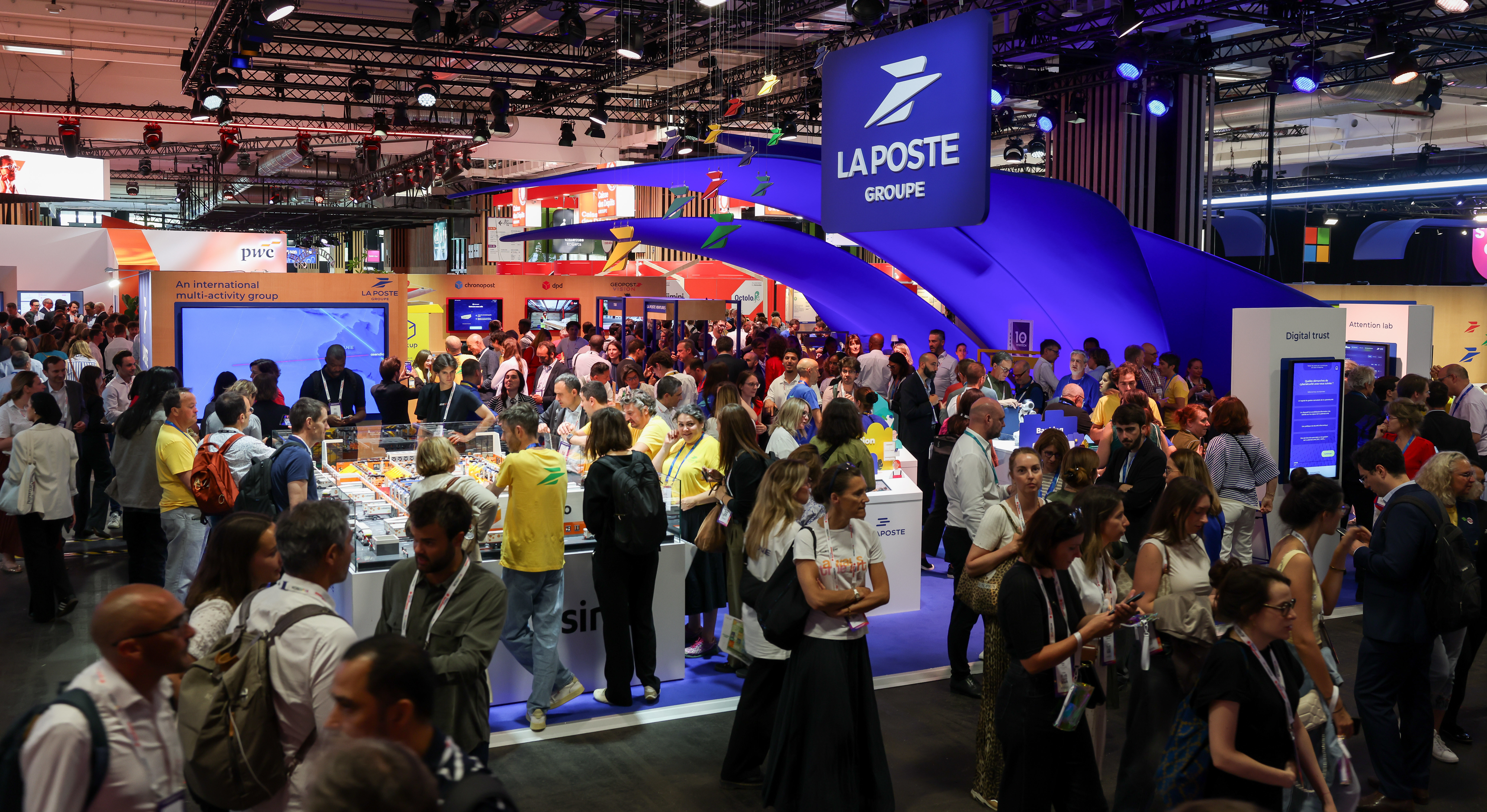 Le stand La Poste sur l’édition 2026 de VivaTech - © Romuald Meigneux