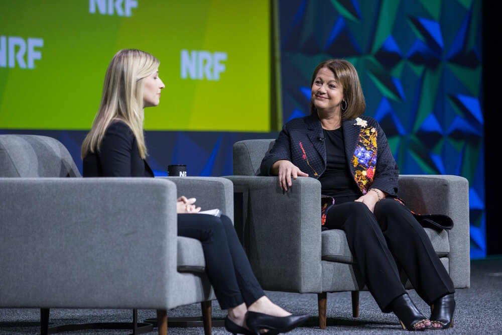 Paige Thomas, présidente et CEO de Saks OFF 5TH lors du Retail’s Big Show. - © Jason Dixson