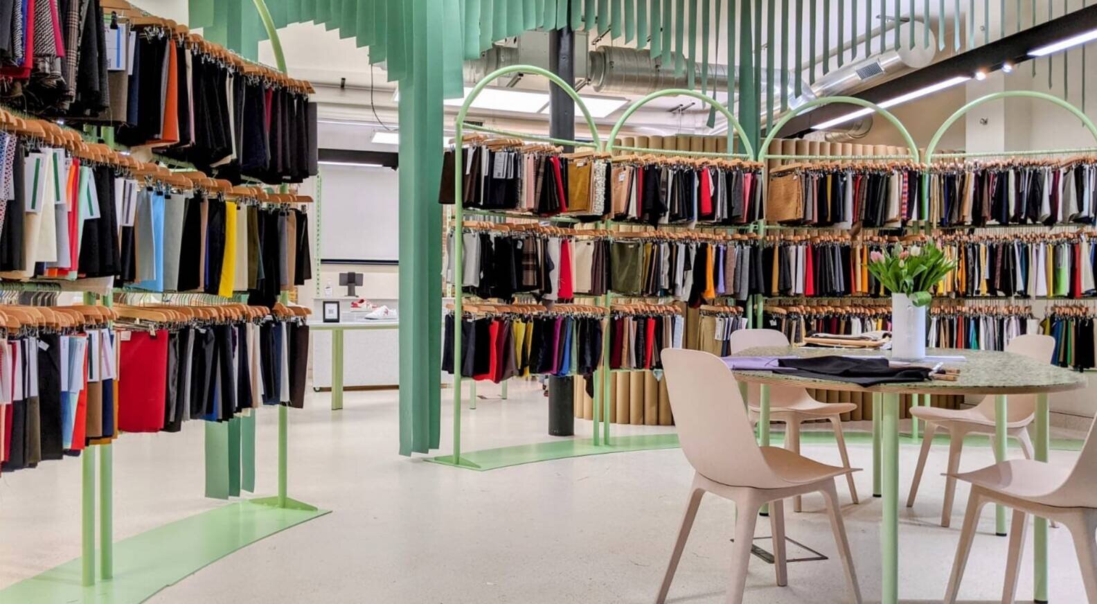 Nona Source est une plate-forme de revente de tissus qui ne sont plus utilisés par les maisons. - © LVMH