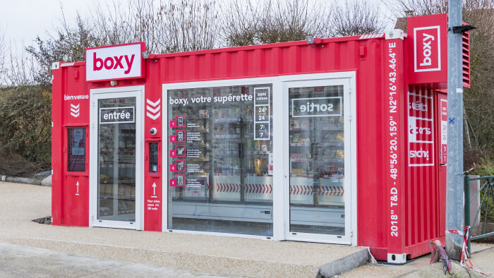 Boxy n’a besoin que d’une prise de courant pour être installé. - © YOANN OUAHCENE