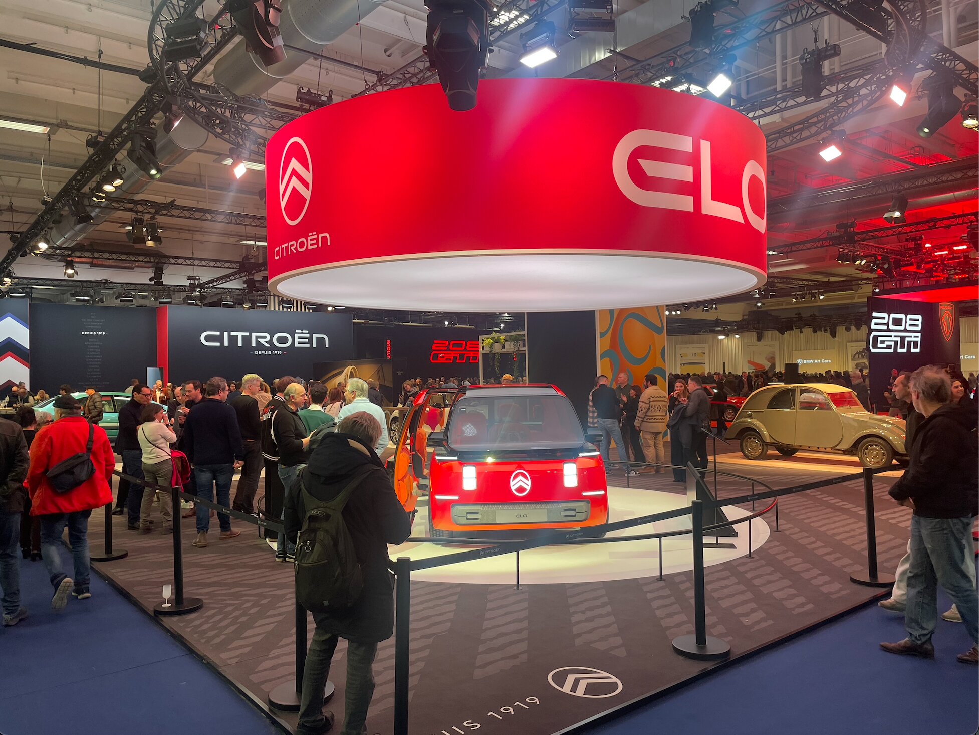 Le concept-car ELO  repose sur trois piliers  : Play, Rest and Work - qui lui donnent son nom.  - © Tanguy Leclerc