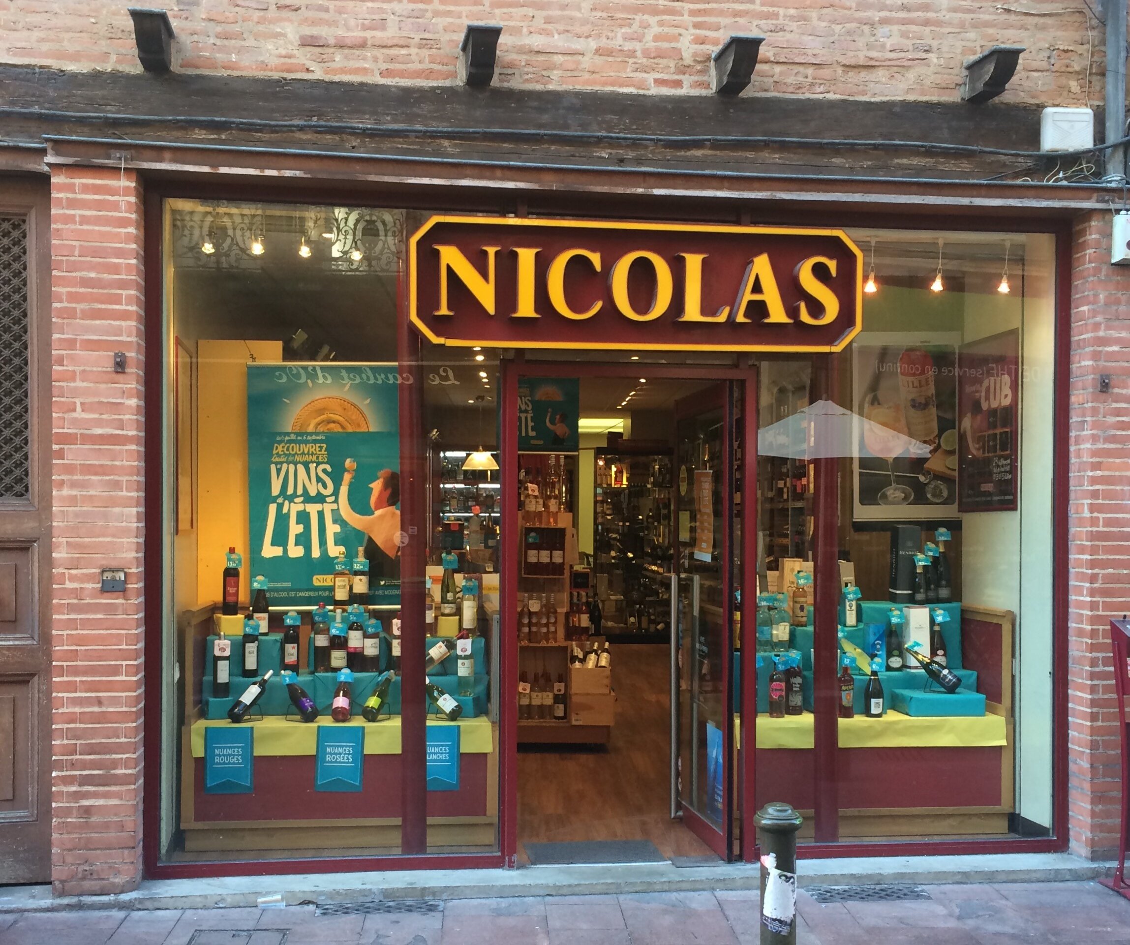 Nicolas dispose d’un réseau de 570 points de vente, dont 506 en France. - © Nicolas