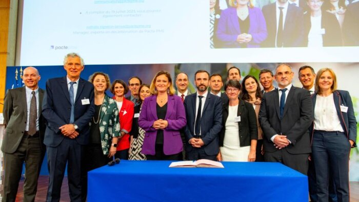 Pacte PME et sept grands donneurs d’ordre s’associent pour décarboner 3 400 PME françaises