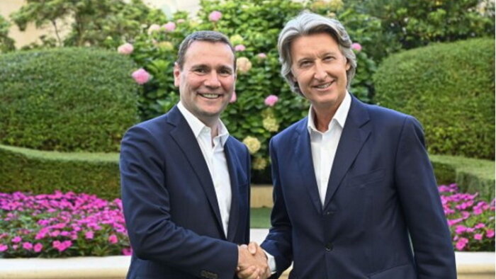 Alexandre Ricard, PDG de Pernod-Ricard (à gauche) et Jean-Charles Decaux, DG de JCDecaux (à droite). - © Pernod-Ricard / JCDecaux