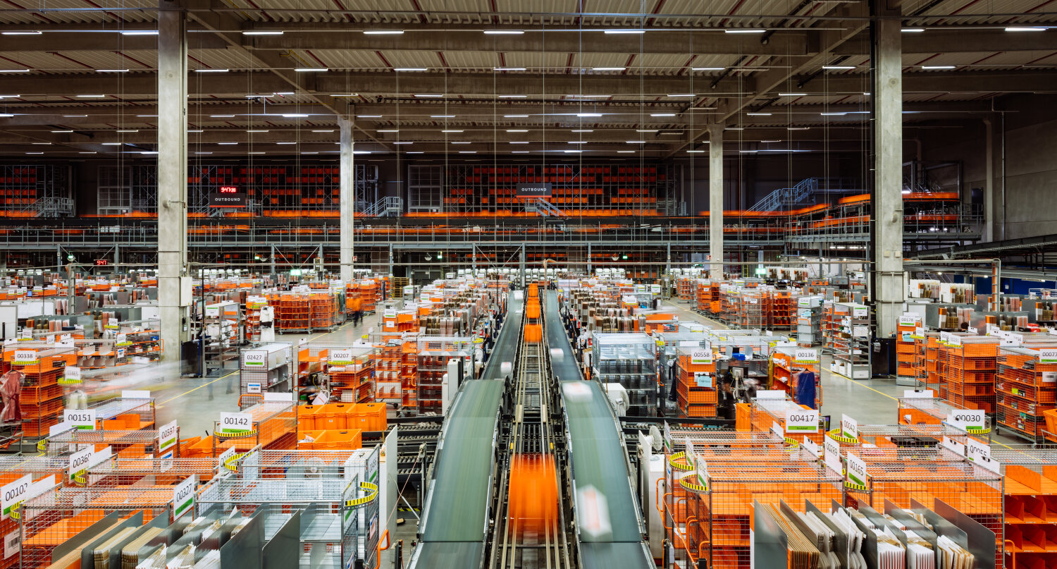 Zalando a investi dans un seconde site en France de 140 000m² qui sera automatisé comme d’autres sites du groupe. Il sera mis en service en 2023. - © Zalando