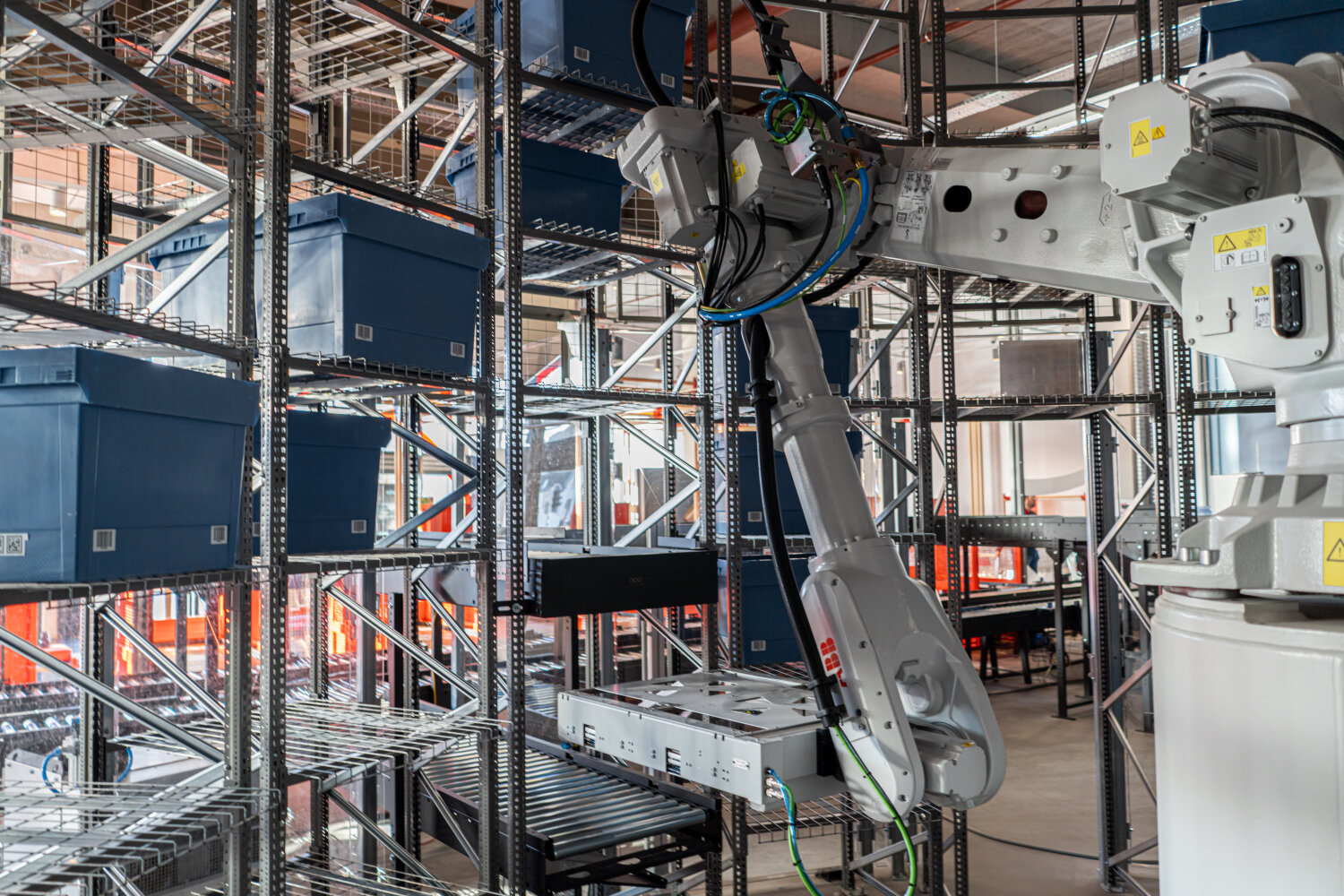 Ochama utilise des robots pour distribuer les produits aux clients. - © Ochama