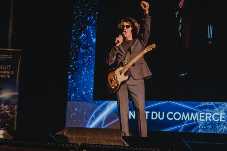 Un lancement très rock de la soirée par Marc Dumas. - ©&amp;#160;MANUEL ABELLA