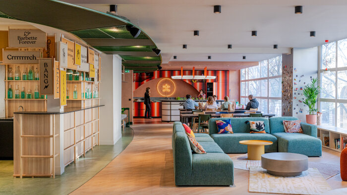 La Source et ses 1 200 m² constituent un « laboratoire du futur du travail ». - © Jonathan Moyal