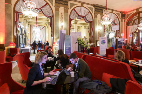 Rendez-vous d&amp;#039;affaires - ©&amp;#160;Carole Desheulles