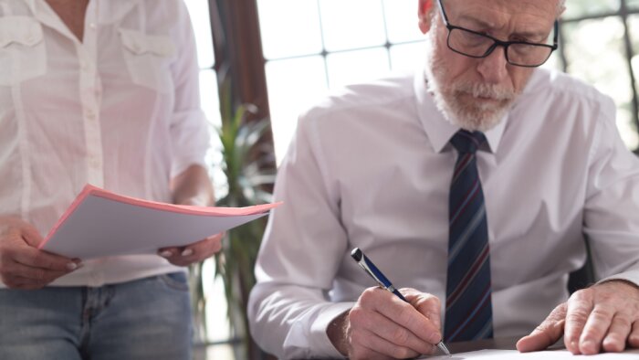 Recrutement de collaborateurs seniors - © Canva.