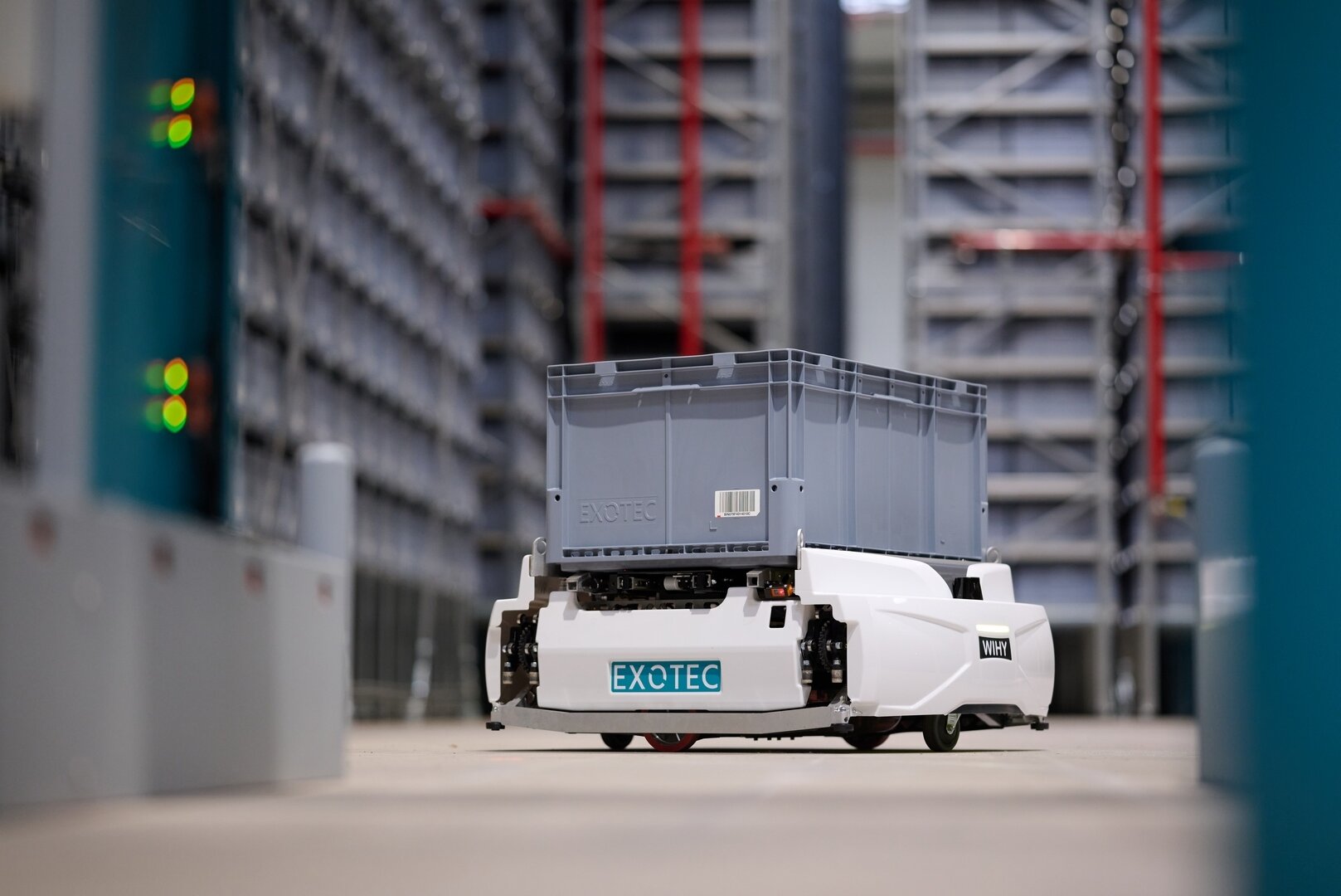 Les robots apportent les composants directement aux postes de travail. - © D.R.