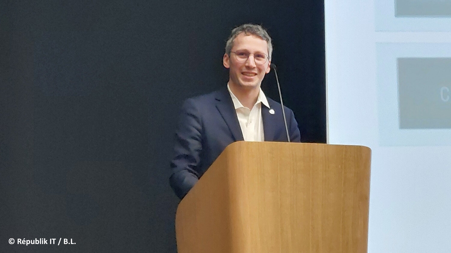 Adrien Laroche est coordinateur de la stratégie cloud France 2030 à la DGE (Ministère de l’Economie). - © Républik IT / B.L.