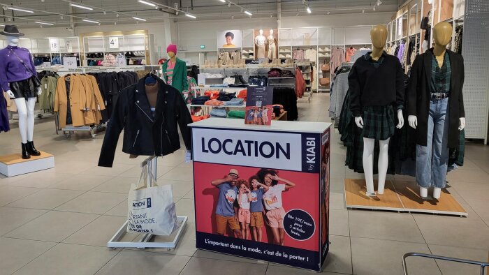 Trois magasins testent le service de location avec un abonnement allant de 19 à 49 euros. - © Kiabi