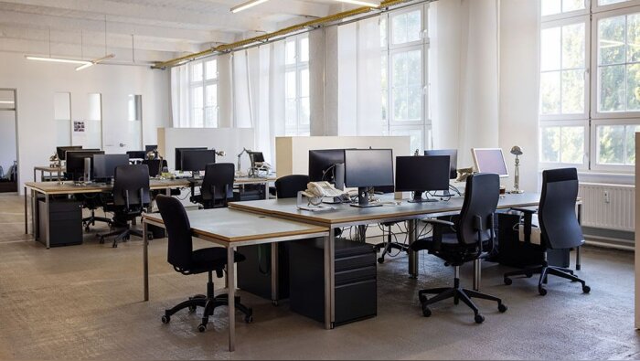 Postes de travail - © D.R.