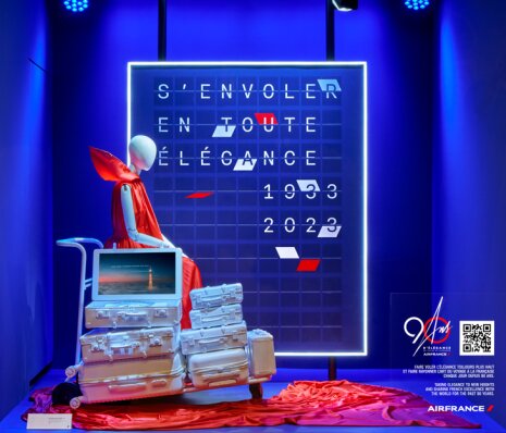 Les vitrines Air France aux Galeries Lafayette à l&amp;#039;automne 2023 - ©&amp;#160;Air France