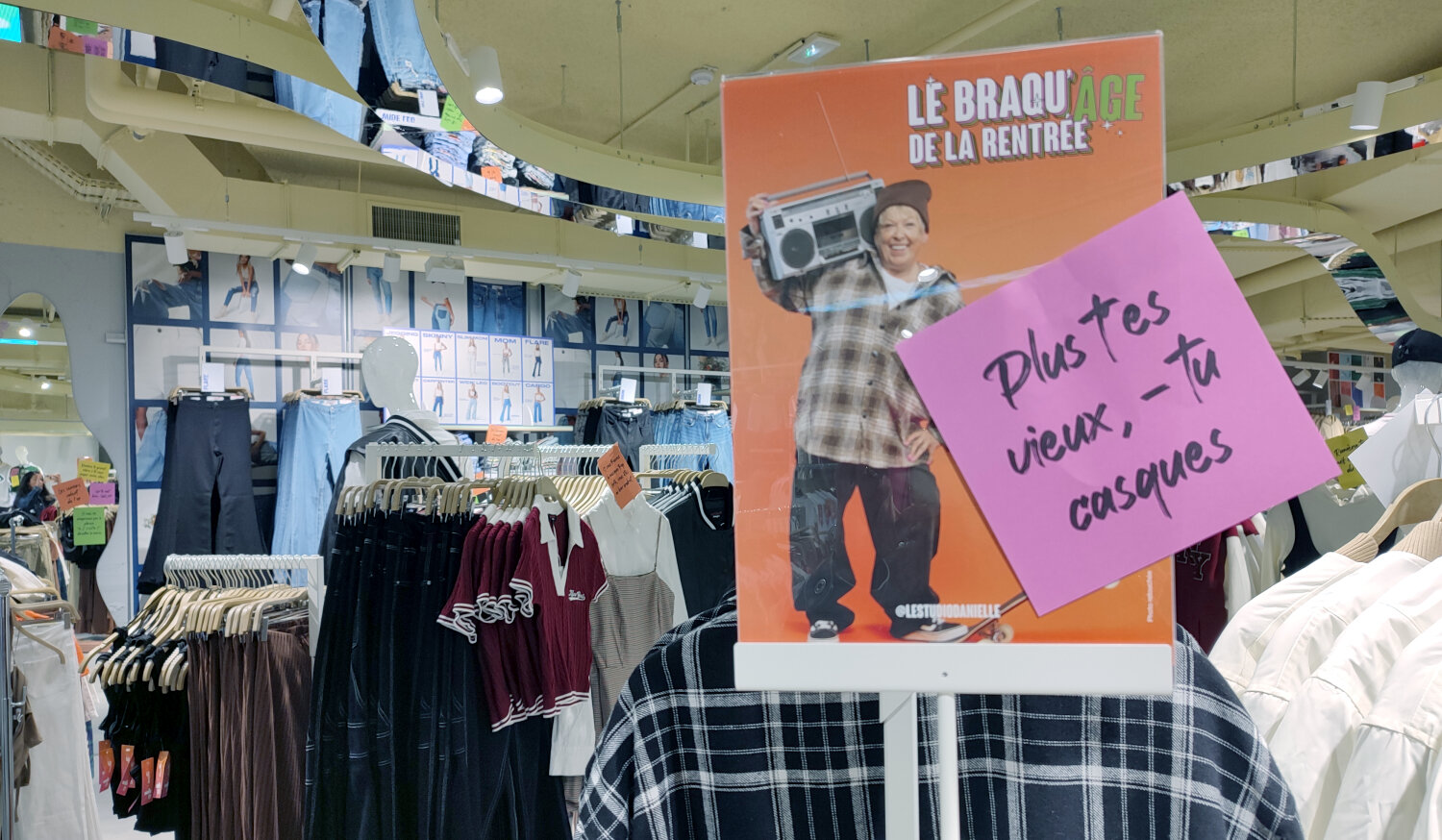 DCM propose une réduction qui dépendra de l’âge de la personne accompagnant l’adolescent. - © Républik Retail / C.Chenevoy