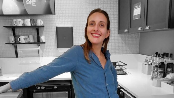 Cynthia Rouilly est directrice Workplace, Immobilier et Développement durable de Deezer depuis 2023. - © D.R.
