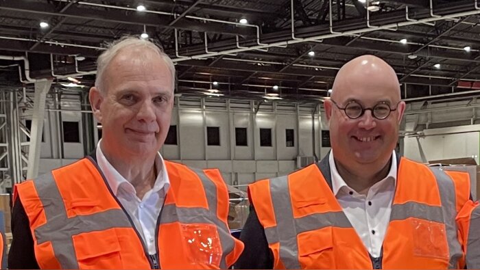 Daniel Dendievel et Benoit Bocquet ex et nouveau directeur supply chain France. - © D.R.