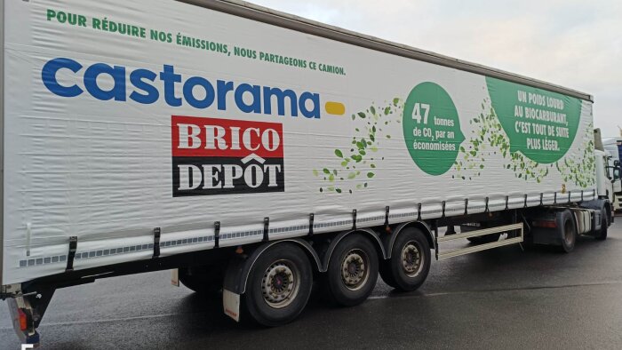 Brico Dépot incite ses transporteurs à recourir aux énergies alternatives. - © D.R.