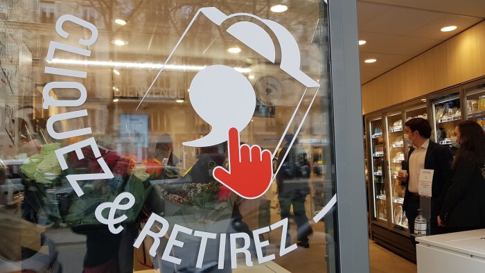 Le concept Cliquez et Retirez propose le retrait des commandes de Monoprix Plus. - © CC / Républik Retail