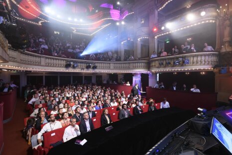 La salle du théâtre de la Madeleine affichait une belle affluence - ©&amp;#160;Carole Desheulles
