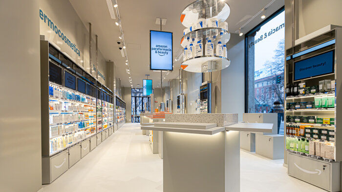 Parafarmacia &amp; Beauty", son premier magasin dédié aux produits de parapharmacie et de soins. - © D.R.