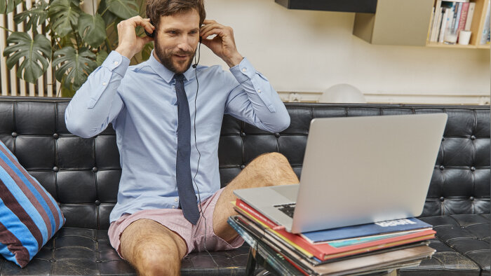La campagne digitale « Celio s’occupe de votre visio » sera diffusée sur LinkedIn. - © Celio