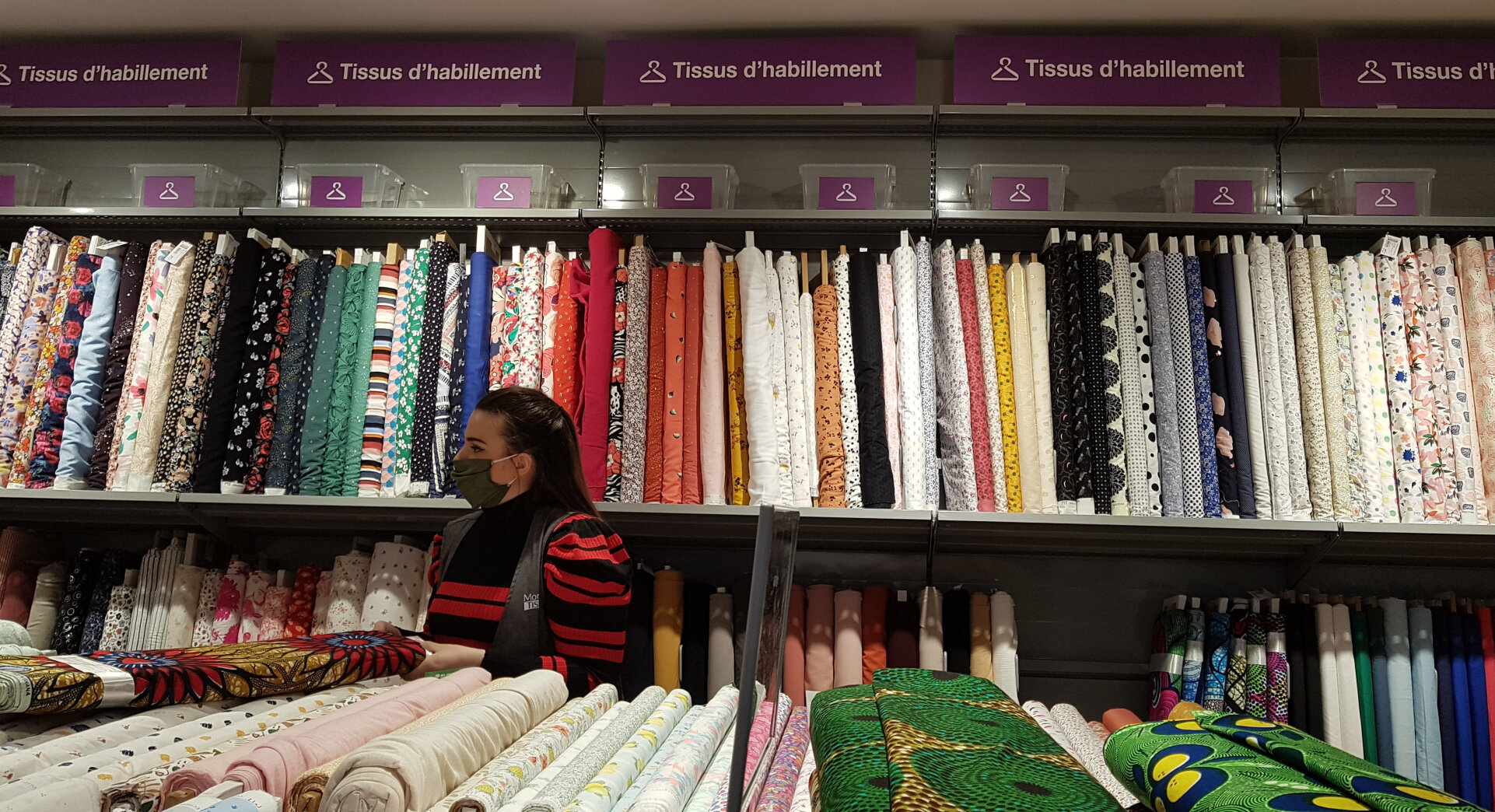 Plus de 1000 références de tissus seront disponibles. - © CC/ Républik Retail