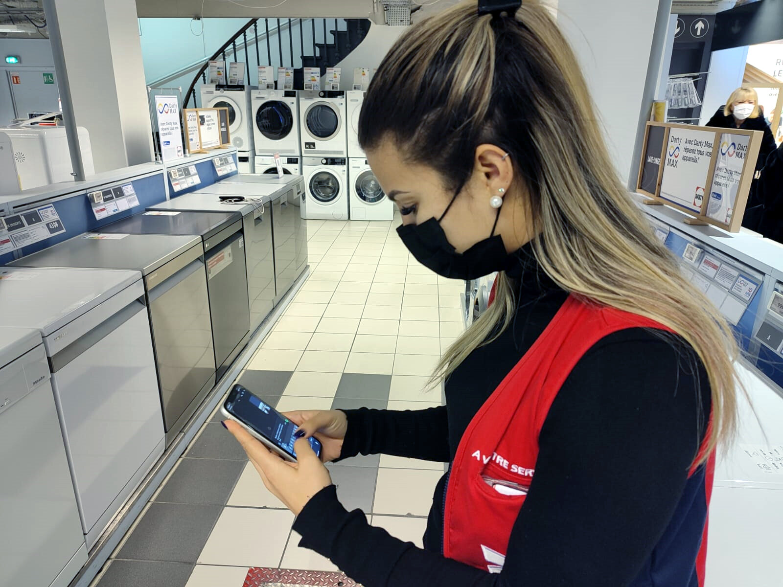 Les vendeurs définissent des plages horaires sur lesquelles ils acceptent de répondre à des appels visio sur la surface de vente. - © Républik Retail