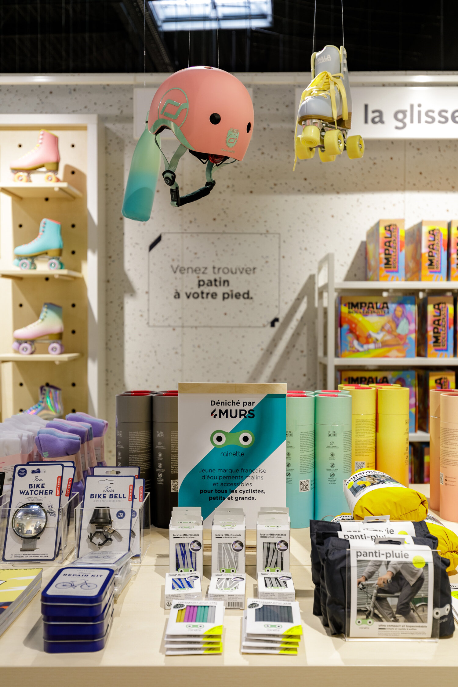 Les équipes du siège dénichent de nouvelles marques pour alimenter les magasins. - © 4Murs