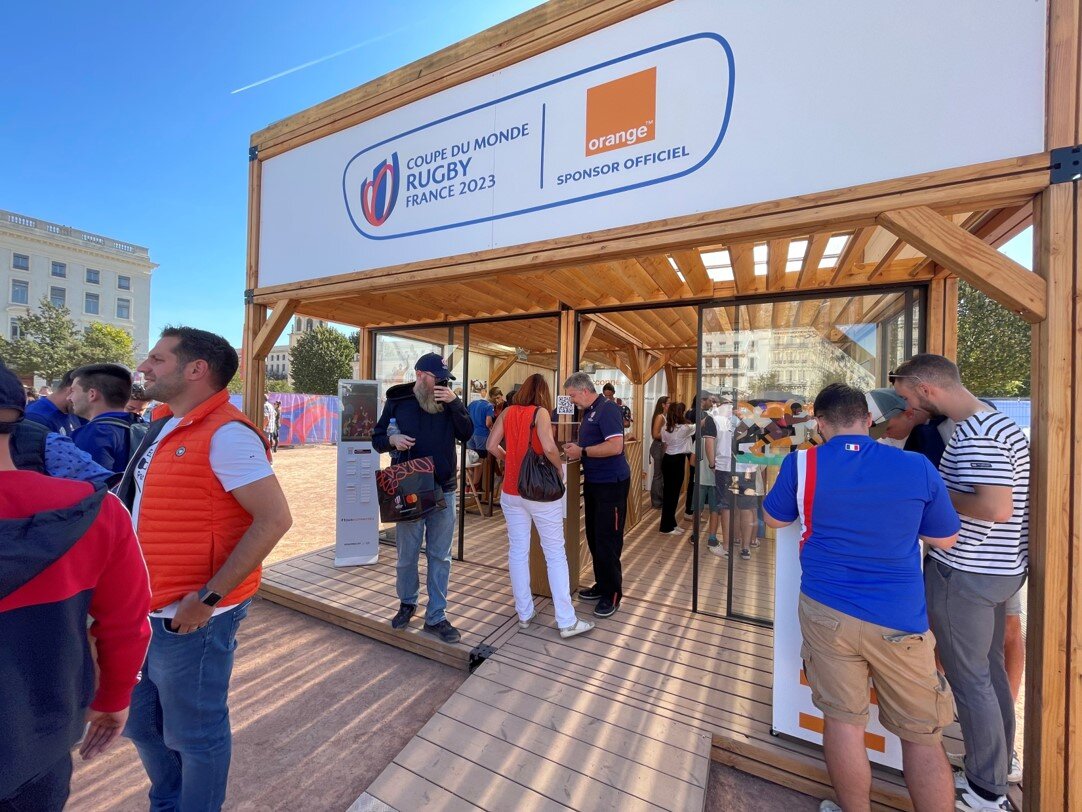 Orange Grand Sud-Est a déployé des stands dans les fan zones de son territoire lors de la Coupe du monde de rugby 2023 - © Orange