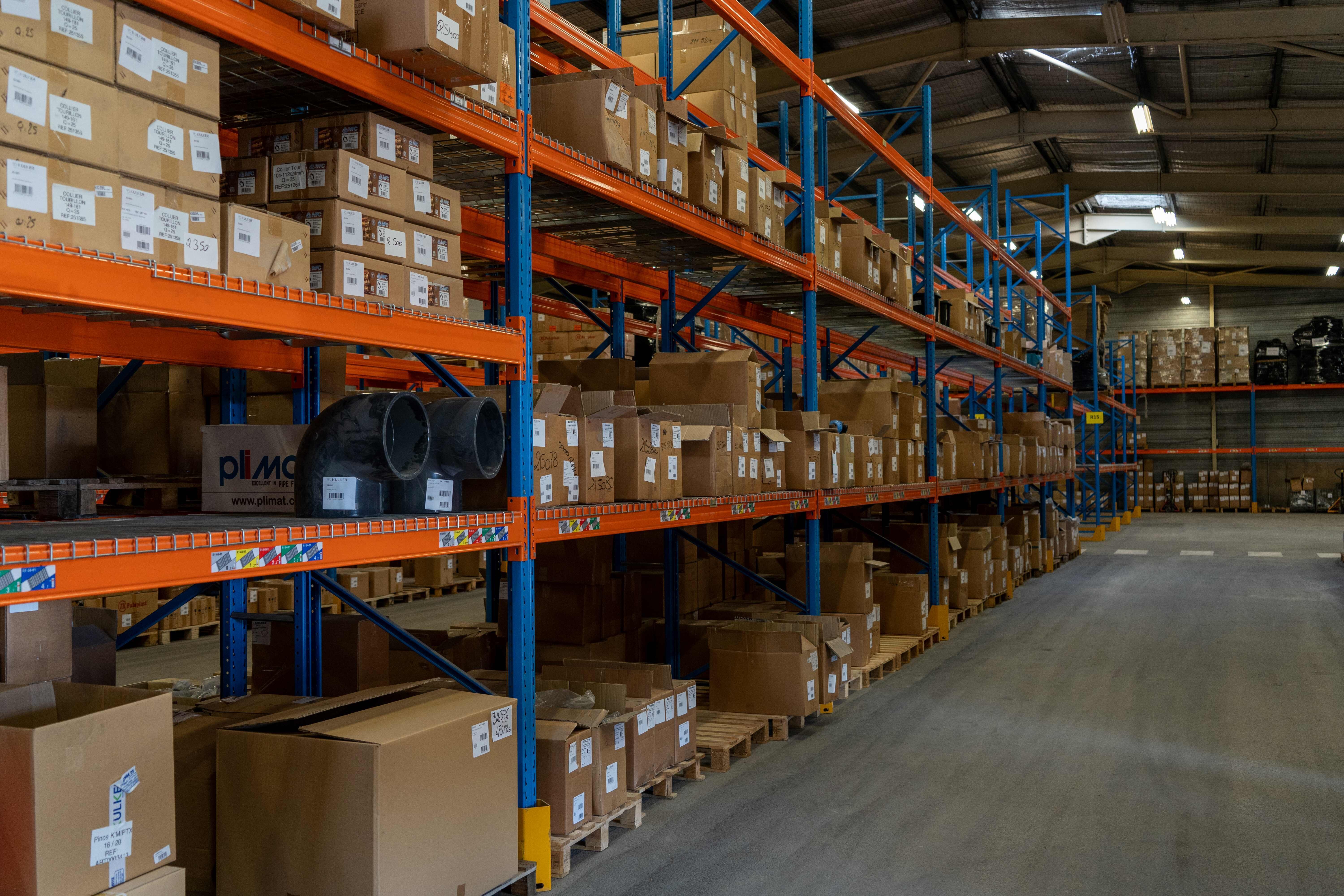 Kulker possède un entrepôt de 2 000 m2 dans le Vaucluse, ainsi qu’un parc extérieur de 15 000 m2. - © D.R.